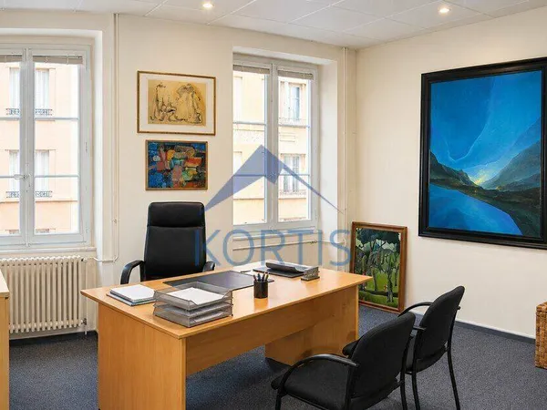 Bureaux 134 m²