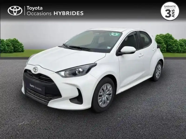 Toyota Yaris 116h dynamic 5p mc24