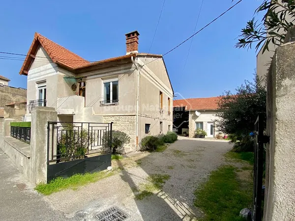 Maison 9 pièces 288 m²