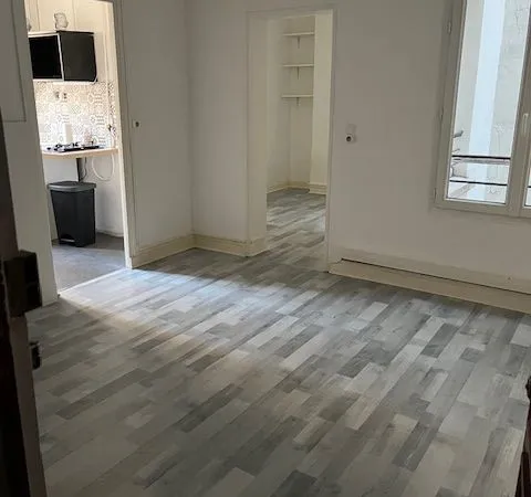 Appartement 3 pièces - Paris 17e - Métro La Fourche