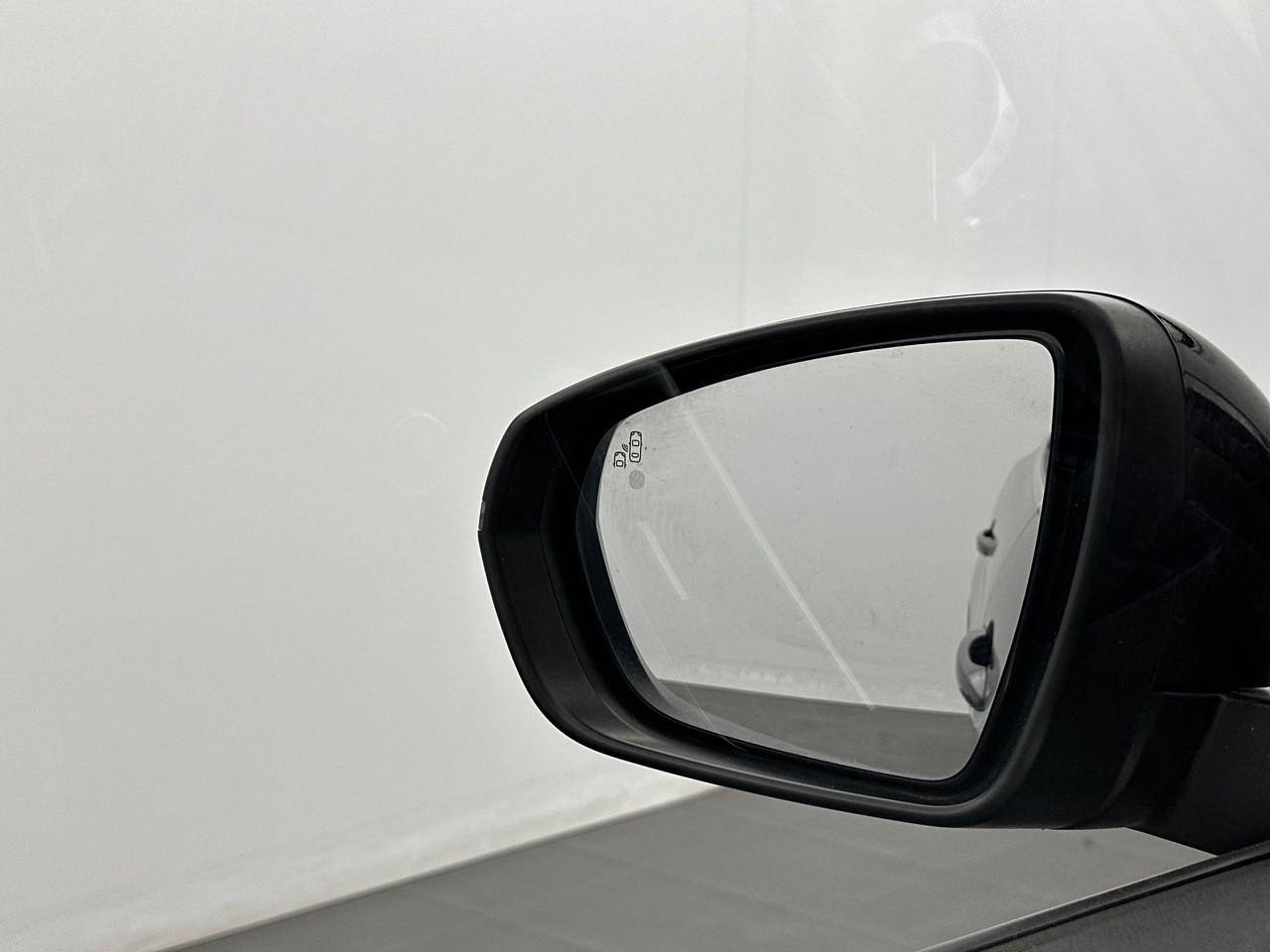 Peugeot 3008 puretech 130ch s&s bvm6 gt — photo 15