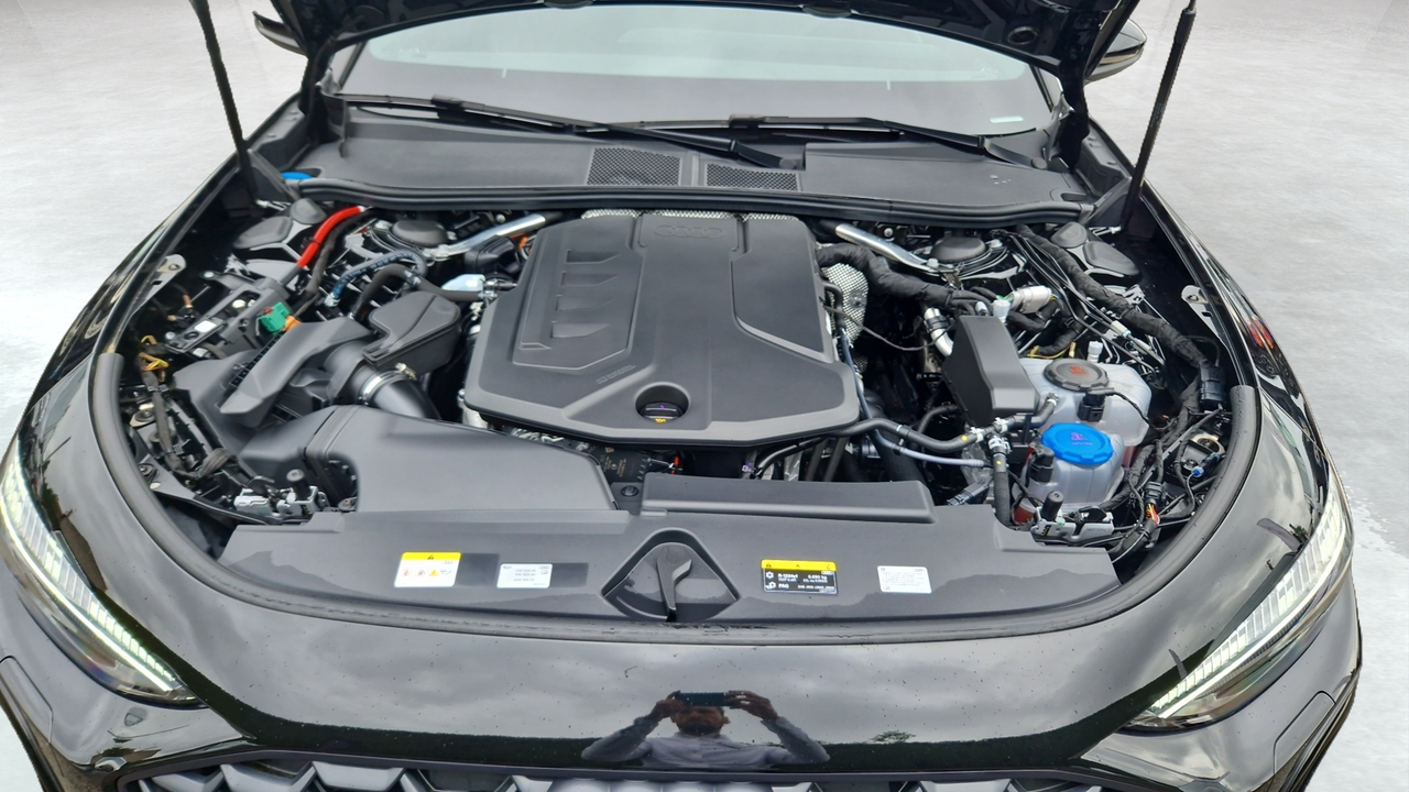 Audi A5 e-hybrid 299 ch S tronic 7 Quattro — photo 15