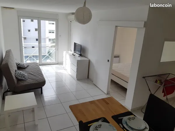 T2 Agréable- Secteur Kennedy - parking & clim