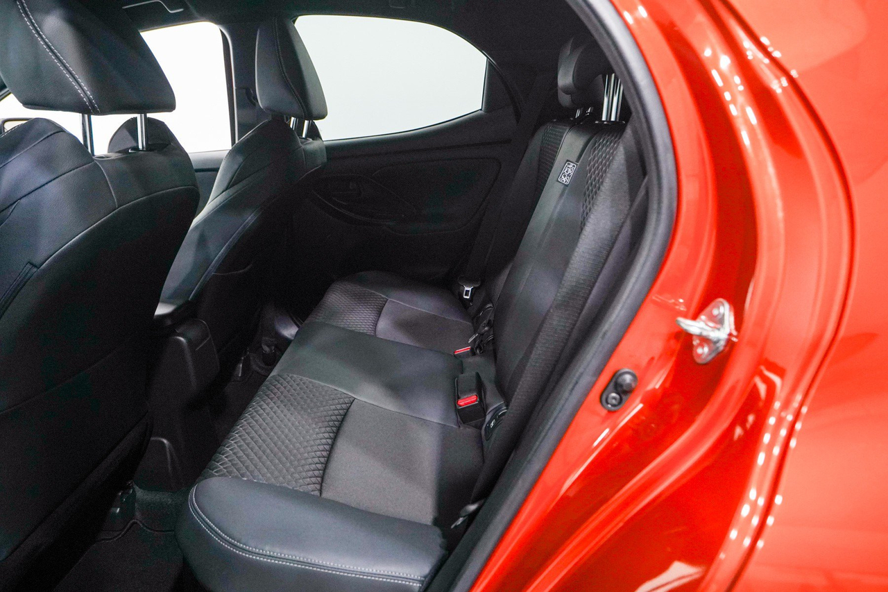 Toyota Yaris 4 — photo 30