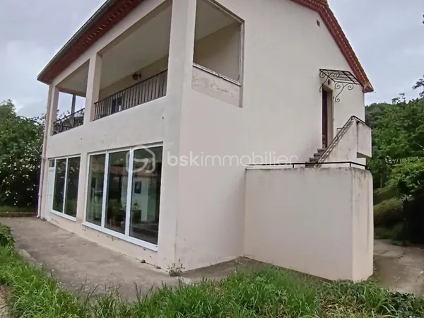 Immeuble 5 pièces 147 m²