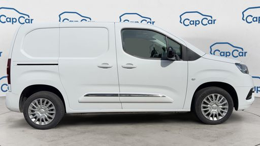 Toyota ProAce City 1.5L D-4D 102 - Active – 2024 – 68515 km – Diesel – Boîte Manuelle — photo 9
