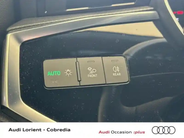 Audi Q3 sportback 35 tfsi 150ch s line s tronic 7 — photo 10