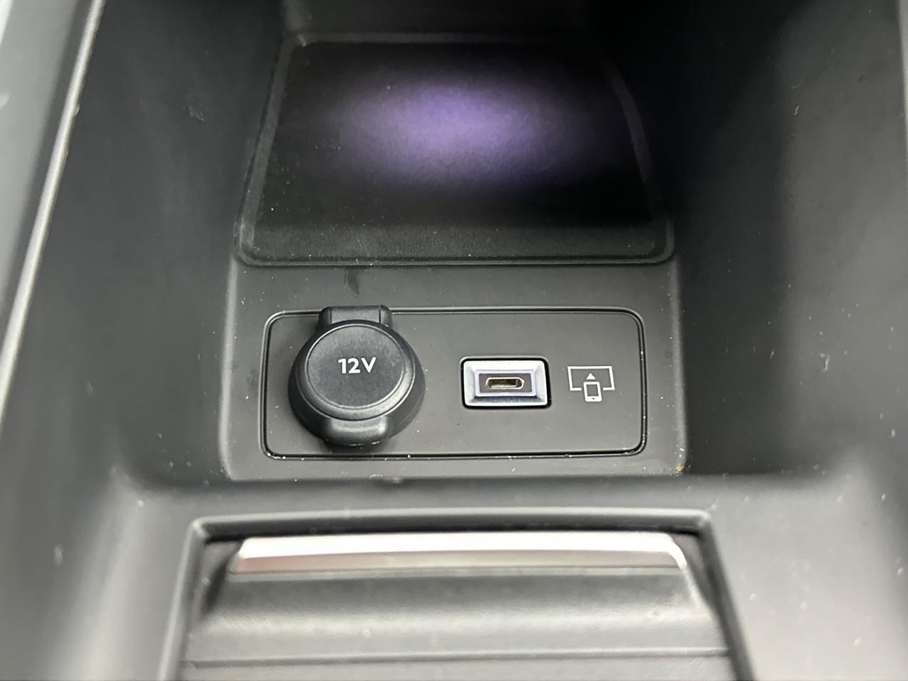 Peugeot 408 puretech 130 ch s&s eat8 gt — photo 30