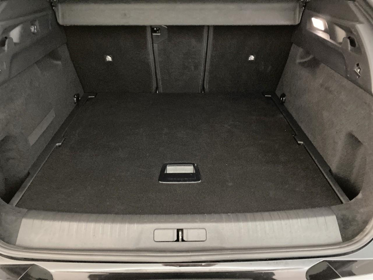 Peugeot 3008 electrique 210 ch 73 kwh gt — photo 6