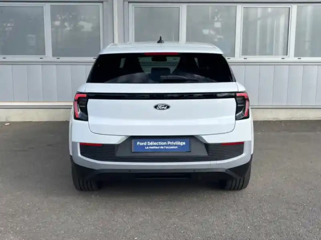 Ford Explorer 286ch extended range 79kwh pack premium rwd — photo 25