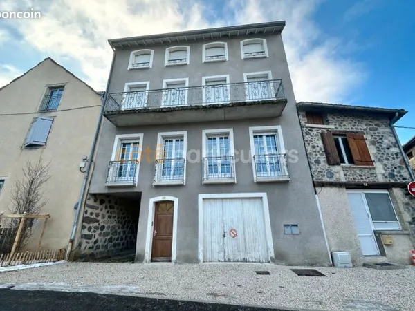 Immeuble 10 pièces 182 m²