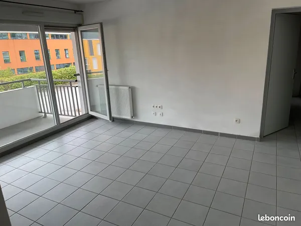 F3 Quartier Chazal 2 chambres 2 gar 57 m2 1er MEDECINE