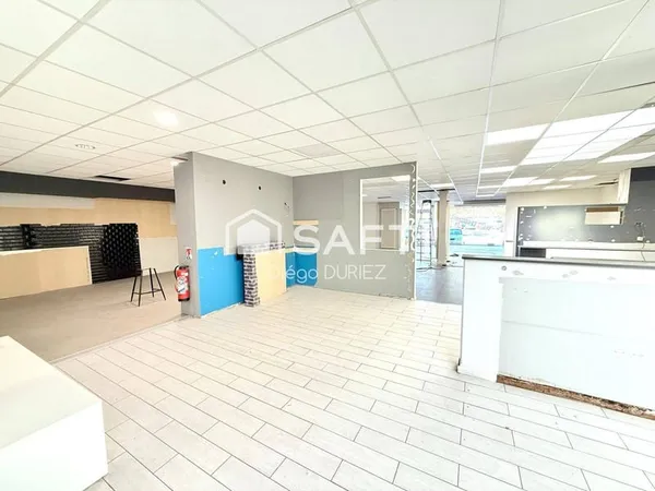 Local commercial 1000 m²