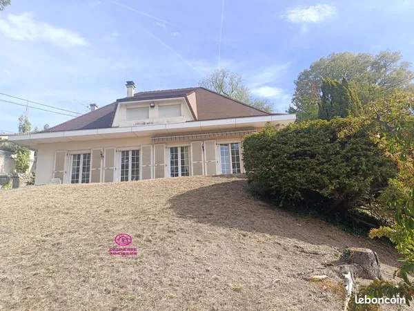 Maison 5 pièces 180 m²