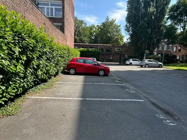 Place de parking à Lille