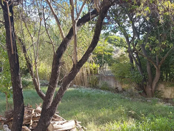 TOULON - TERRAIN A BATIR - 462 M2 - CONSTRUCTION MAXI 140 M2