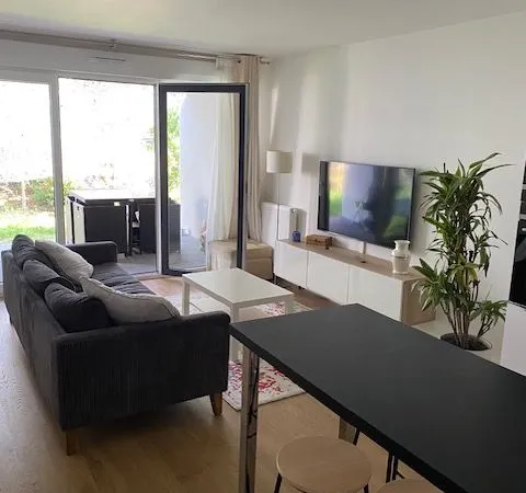 T2 45 M² avec terrasse 9 M² plein sud, parking , secteur Haut-Brion / Verthamon - Pessac