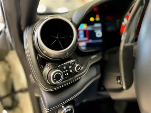 Ferrari Gtc4Lusso t v8 3.9 610ch — photo 110