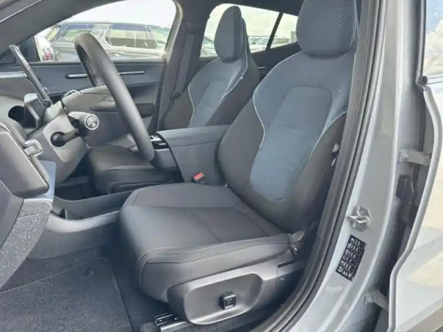 Volvo Ex30 cross country twin performance 428ch ultra — photo 5