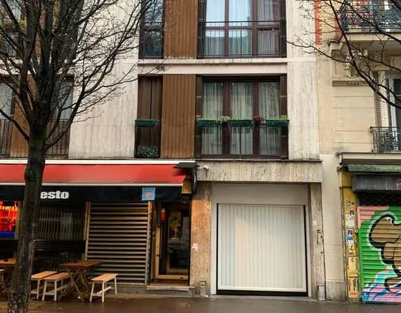 Garage/Parking