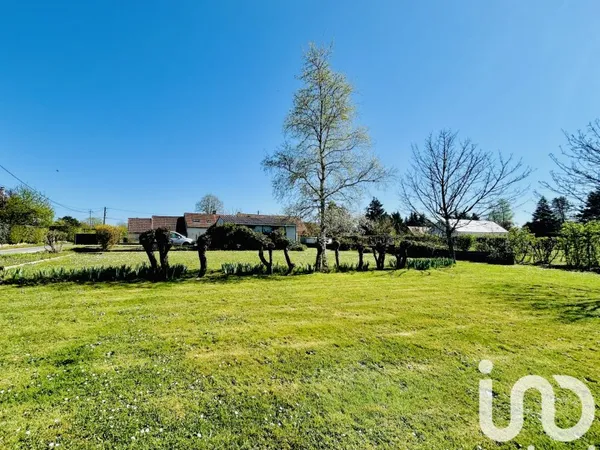 Terrain 1757 m²