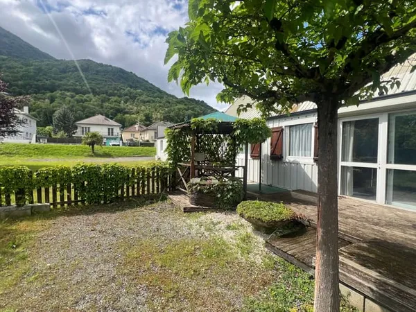 Local commercial 750 m²