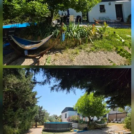 Maison moderne avec joli jardin
