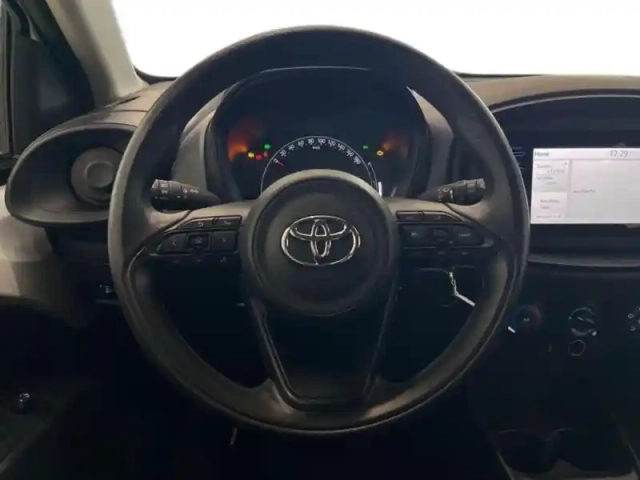 Toyota Aygo X 1.0 vvt-i 72ch active business my23 — photo 12