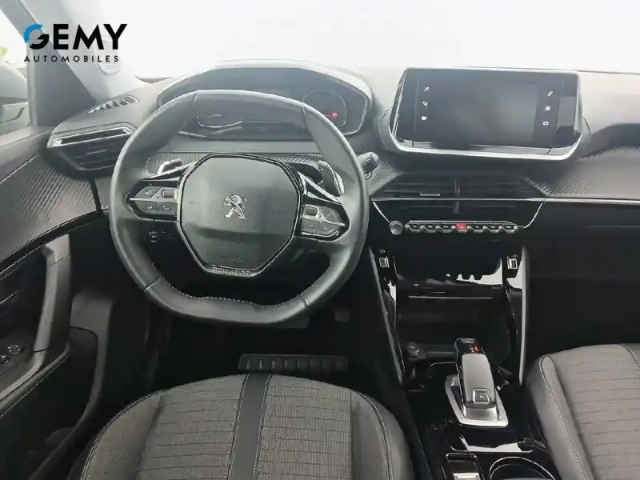 Peugeot 2008 puretech 130 s&amp;s eat8 — photo 8