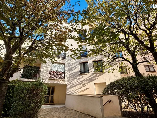 Studio 1 pièce 27 m²