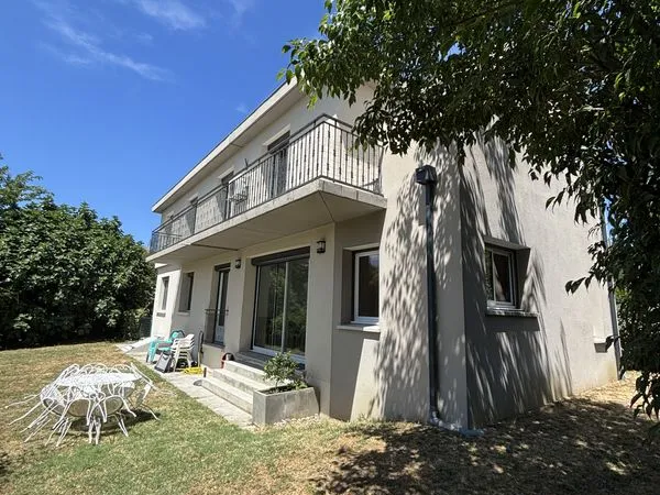 Maison 6 pièces 170 m²
