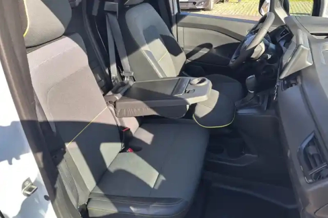 Renault Kangoo Van blue dci 115 edc — photo 52