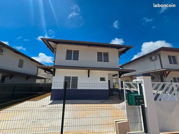 Location d'une Villa T5-remire montjoly