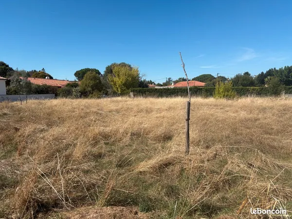 Terrain 1500m2 Au calme