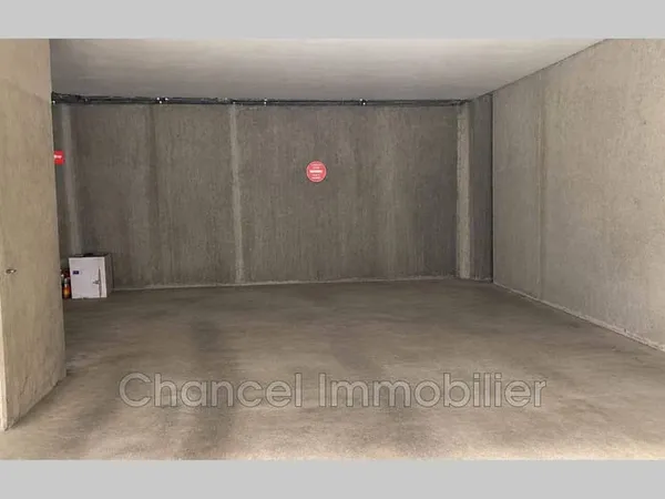 Garage et parking Vente Antibes 23000€