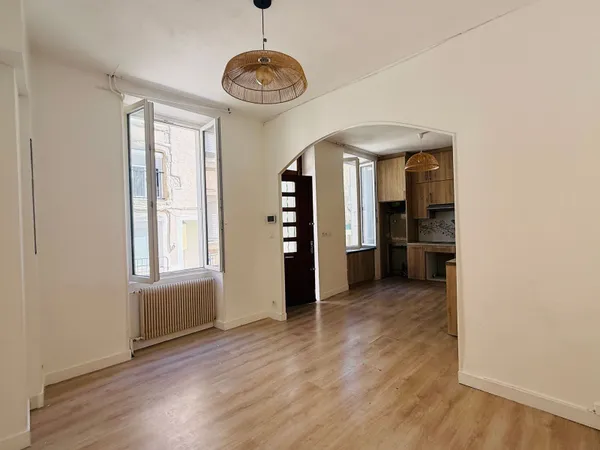 Maison 3 pièces 90 m²