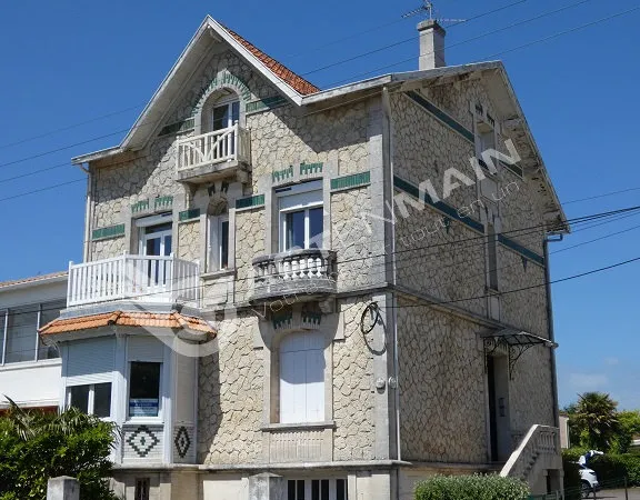Appartement - 1 chambre - Etage 1/3 - 2 parkings