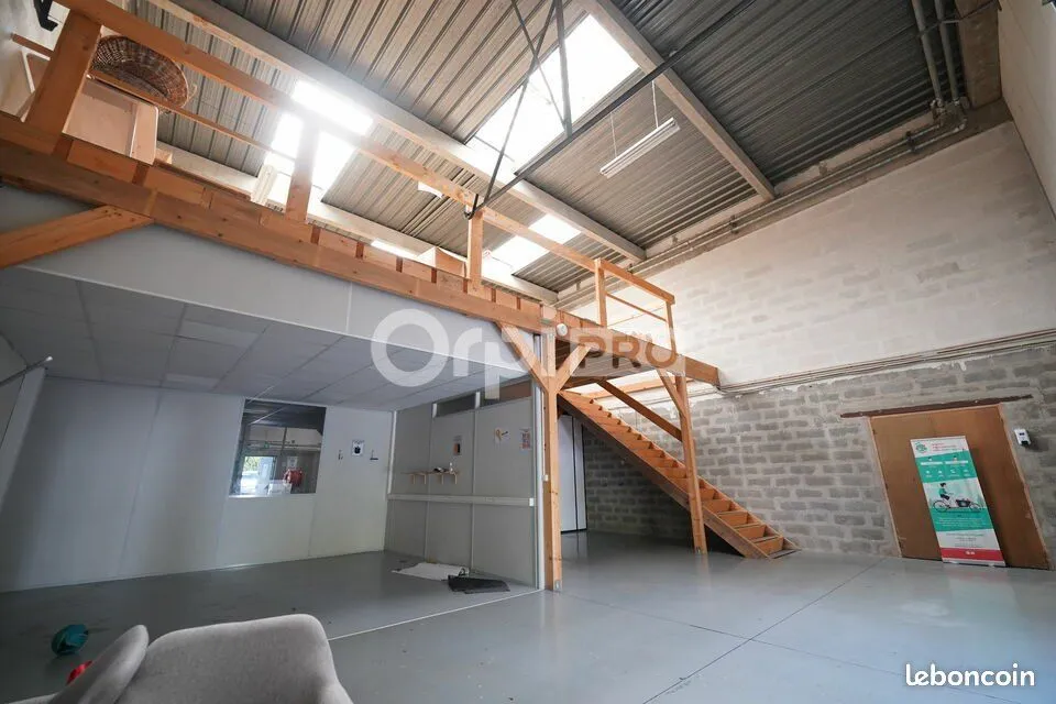 Photo 2