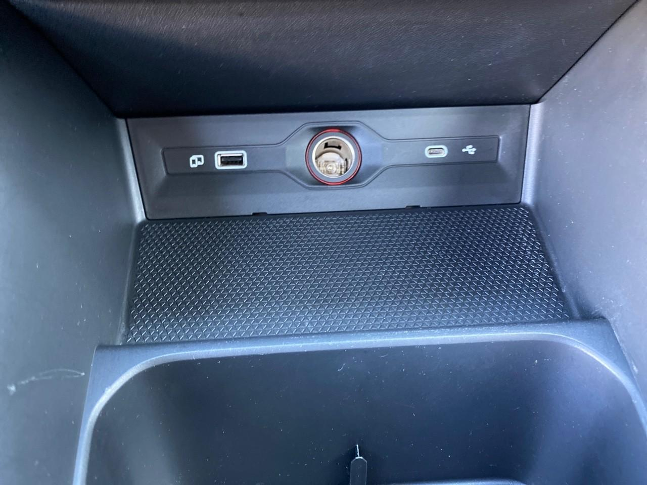Mg Mg3 1.5 hybrid+ 195ch comfort — photo 14