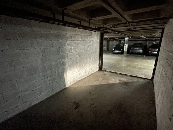 Vends parking