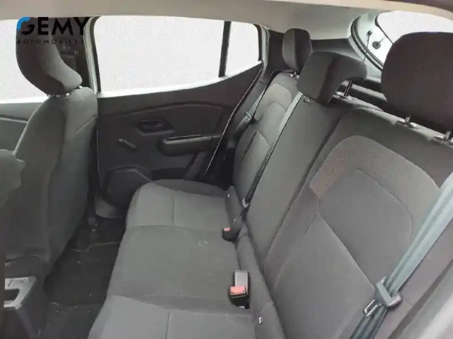 Dacia Sandero sce 65 — photo 10