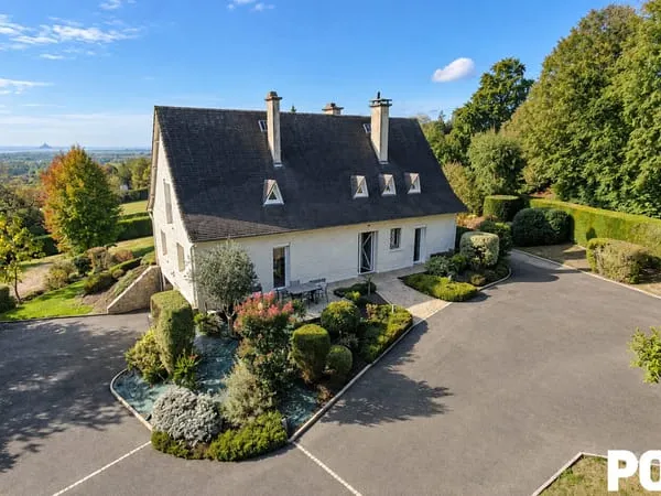 A Vendre - MAISON RARE À LA VENTE - UNE VUE EXCEPTIONNELLE SUR LE MONT-SAINT-MICHEL