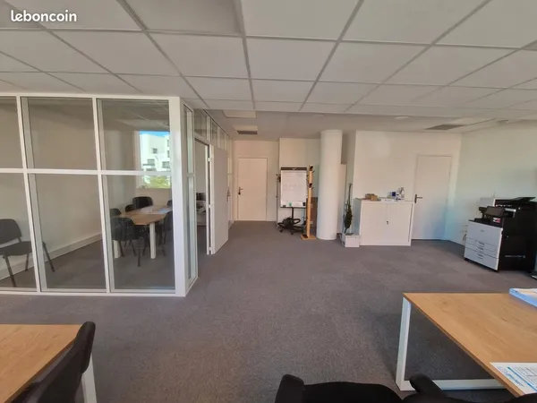 Bureau à louer