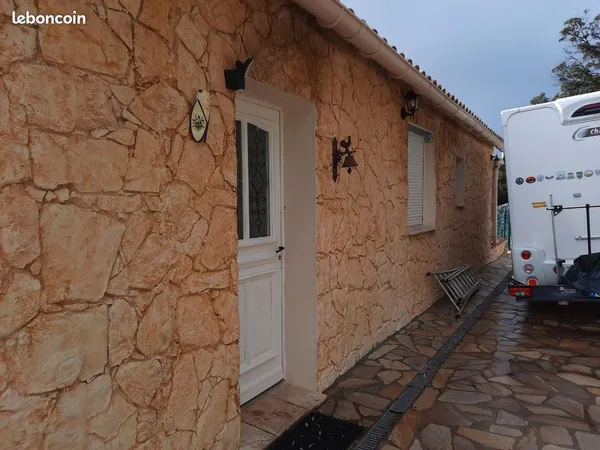 Location à l'année maison coggia villag 800e