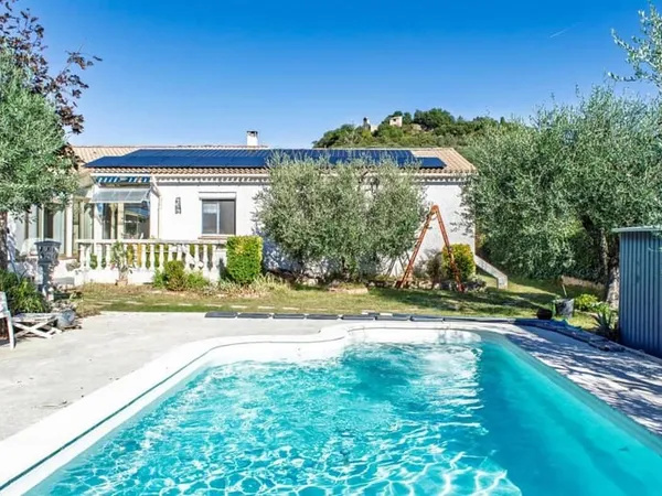 Maison de plain-pied 4 pièces 140 m²