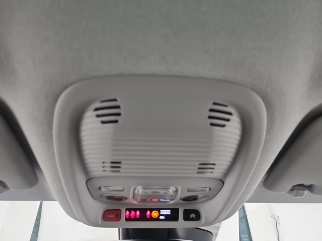 Citroën C3 Aircross puretech 110 s&s bvm6 shine pack — photo 32