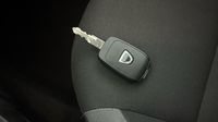 Dacia Duster 1.0 ECO-G 100ch Essentiel 4x2 - 19 — photo 16