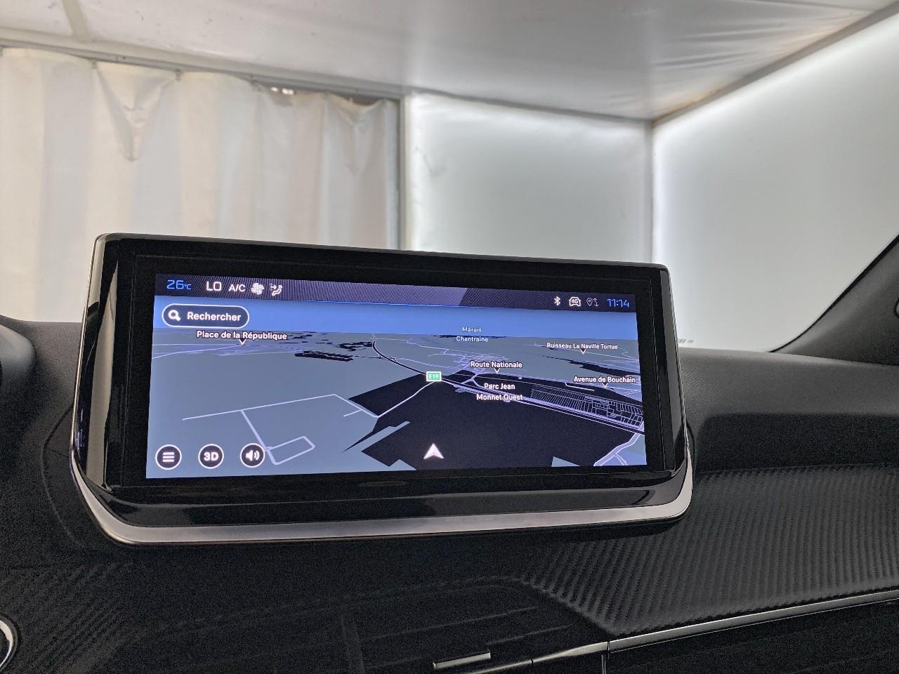 Peugeot 2008 hybrid 145 ch e-dcs6 allure — photo 14