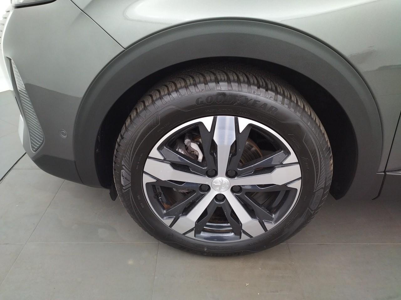 Peugeot 3008 puretech 130ch s&s eat8 gt — photo 29