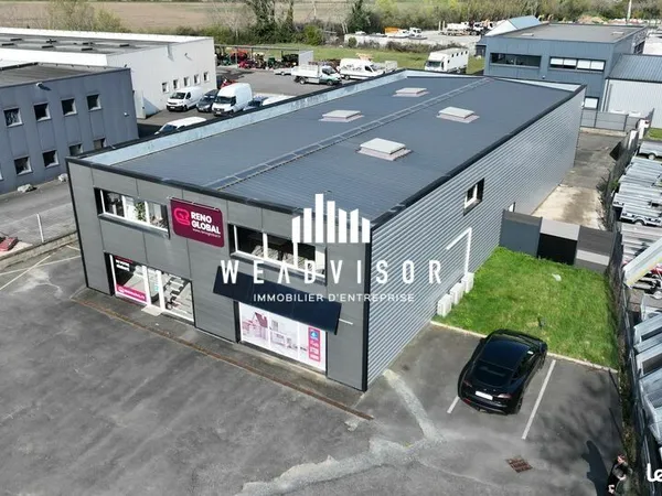 LOCAL D'ACTIVITE 555 m² BALLAN-MIRÉ